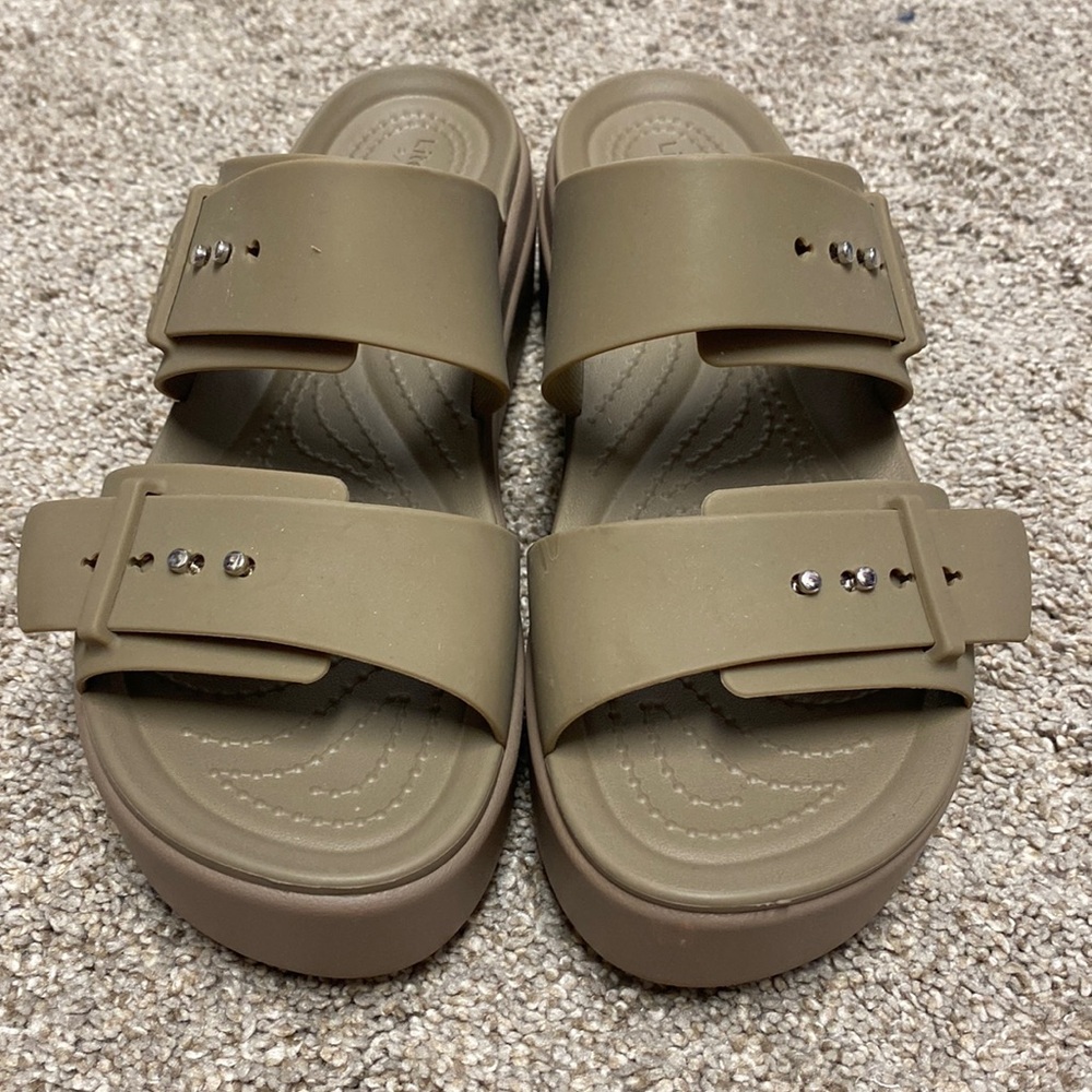 Women’s Crocs Platform Sandal